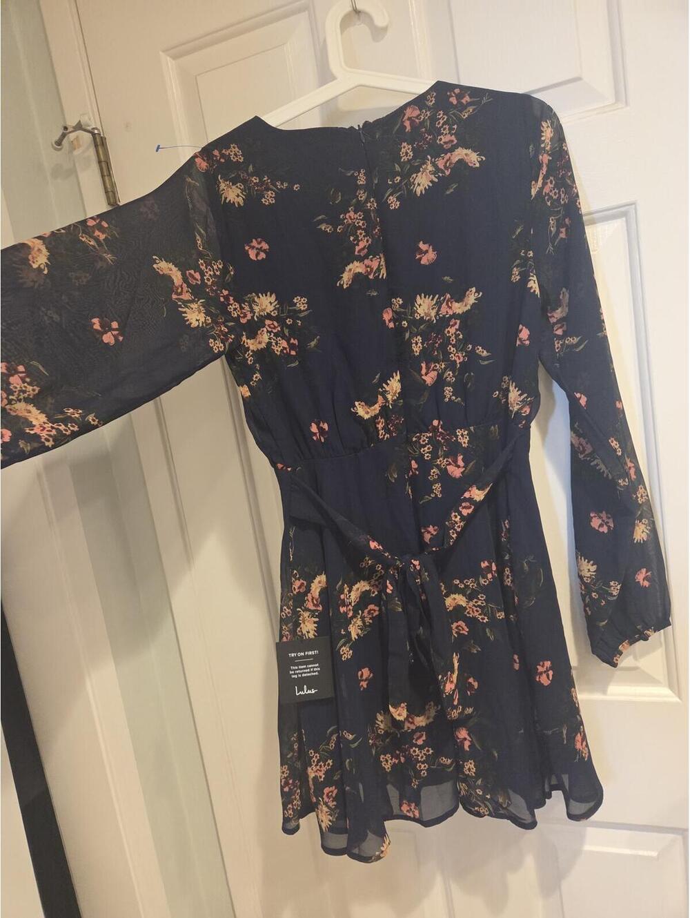 Lulus Floral Print Long Sleeve Dress Size Small - Picture 11 of 11